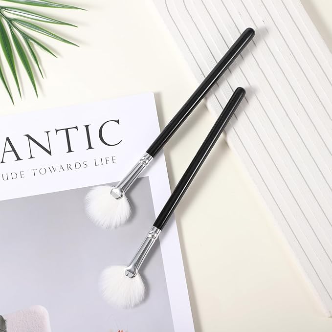 Psiriol 2PCS Highlighter Brush Fan Brush for Face Highlighting
