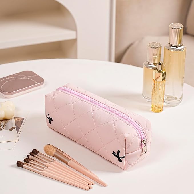 HHQQWZ Cute Floral Cotton Makeup Brush Cosmetic Bag for Women, Travel Quilted Zipper Make Up Bag, Flowers Toiletry Organizer Case Kawaii Makeup Cosmetic Travel Cloth Pouch (Pink)
