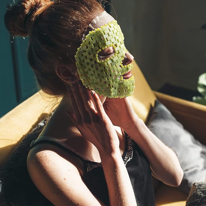 Patelai Jade Facial Mask, Jade Sleep Natural Stone Green Facial Cooling Mask, Beauty Skincare Massage Tools for Alleviate Puffiness Face Massage Puffy Eyes Dark Circles
