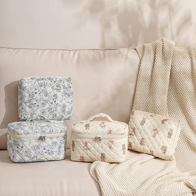 uekeboag 3Pcs Large Travel Quilted Makeup Bag for Women, Floral Cotton Cosmetic Bag, Coquette Aesthetic Floral Toiletry Organizer Bag(3Pcs WhiteBear