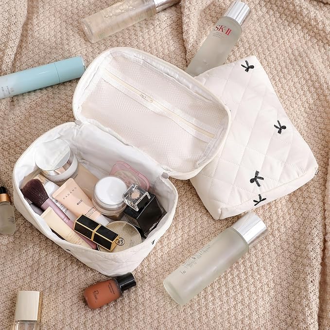 uekeboag Large Travel Quilted Makeup Bag for Women, Floral Cotton Cosmetic Bag, Coquette Aesthetic Floral Toiletry Organizer Bag(13Black Bow