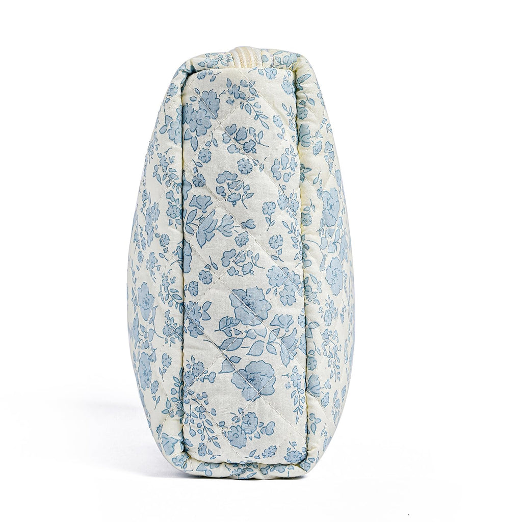 HHQQWZ Makeup Bag Travel Cosmetic Bag for Women Girls, Zipper Make Up Pouch, Floral Flowers Toiletry Organizer Makeup, Portable Storage Cosmetic Travel Cloth Bag (L/Blue Floral)