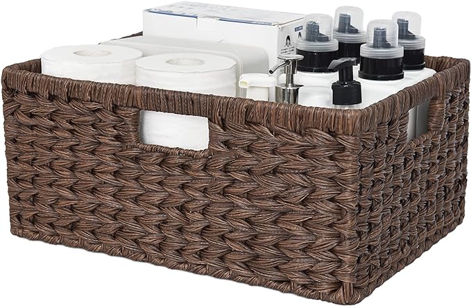 GRANNY SAYS Large Wicker Basket, Decorative Woven Basket for Storage, Waterproof Storage Basket Organizer, Wicker Storage Basket for Organizing, Brown Basket, 1-Pack