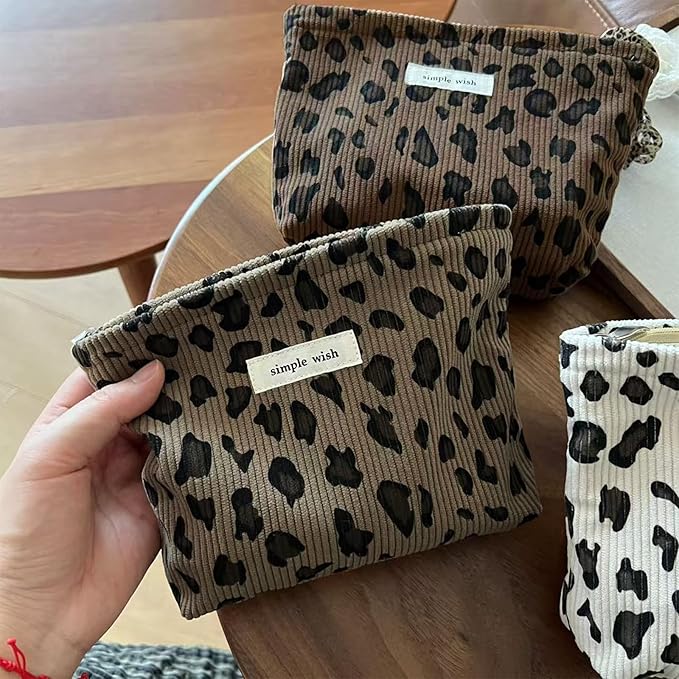 Wudygirl Makeup Bag Travel Cosmetic Bag for Women Small Makeup Pouch with Handle Zipper Cosmetic Pouch Handbag Aesthetic 8.3" x 5.9"(Coffee Leopard)