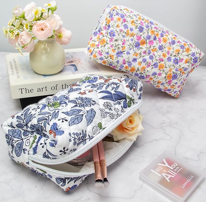 PAZIMIIK Small Quilted Makeup Bag,Zipper Cosmetic Pouch,Leaf White