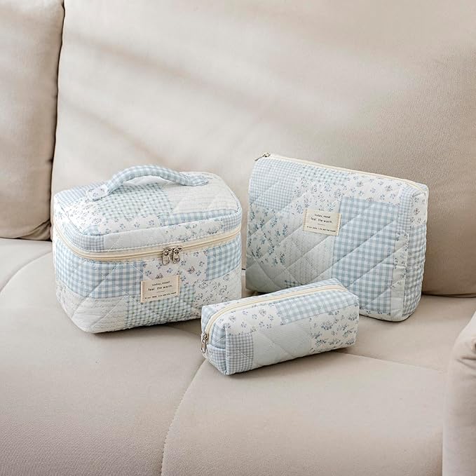 uekeboag 3Pcs Large Travel Quilted Makeup Bag for Women, Floral Cotton Cosmetic Bag, Coquette Aesthetic Floral Toiletry Organizer Bag(3Pcs Blue patchwork