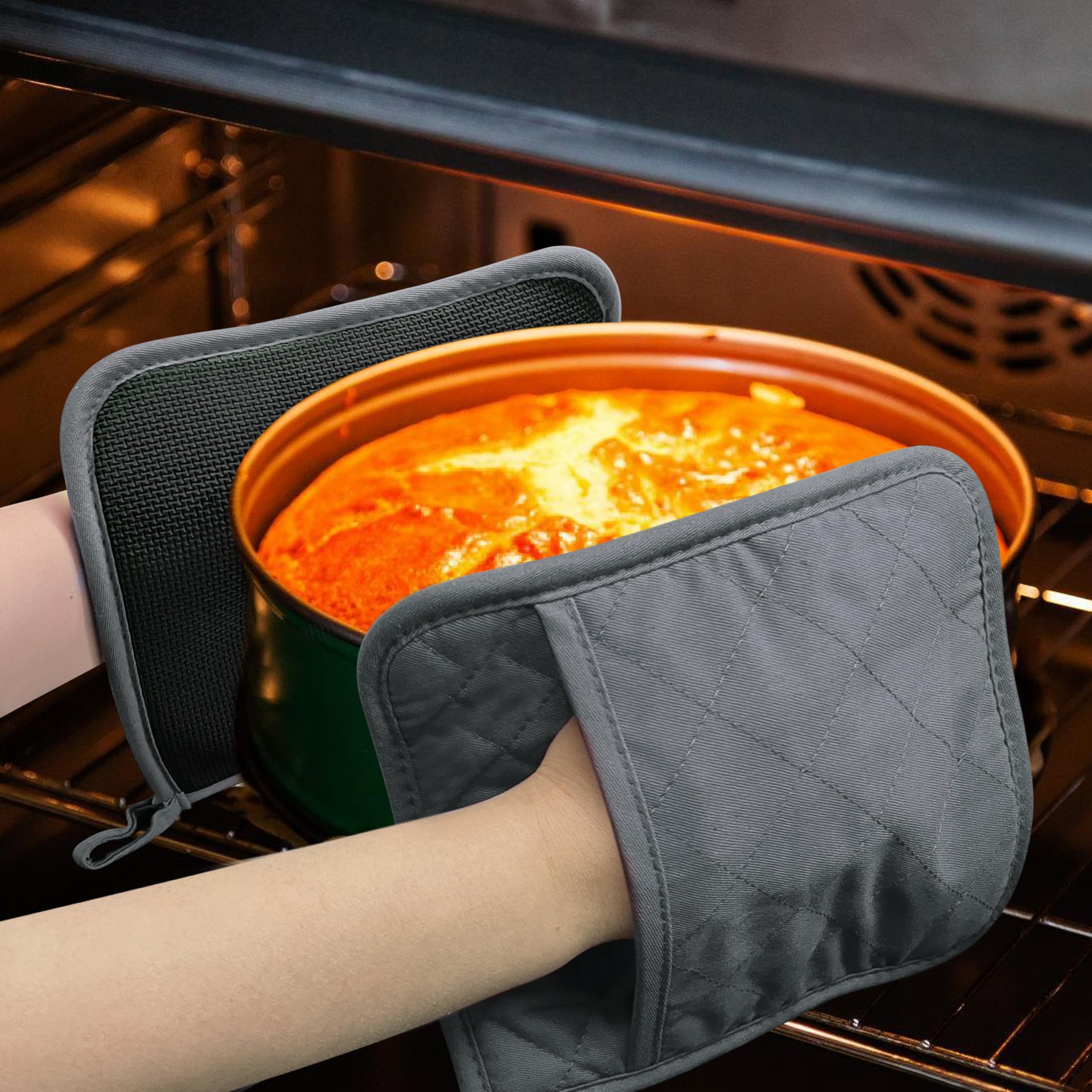 YEKOO 2Pcs Cotton and Neoprene Oven Pads Pot Holders with Pocket 8"x8.5" Dual-Function Hot Pad Set for Finger Hand Wrist Protection Heat Resistant to 428°F,Gray