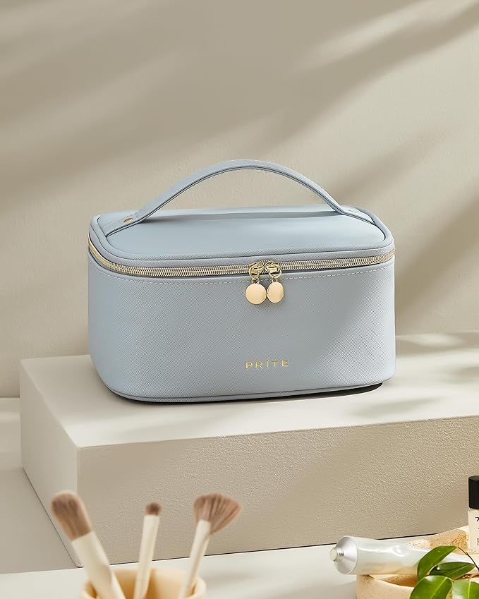Prite Makeup Bag, Large Capacity Cosmetic Bag for Women and Girls, Waterproof PU Leather Travel Makeup Case, Toiletry Organizer with Handle and Divider for Skincare and Brushes - Blue