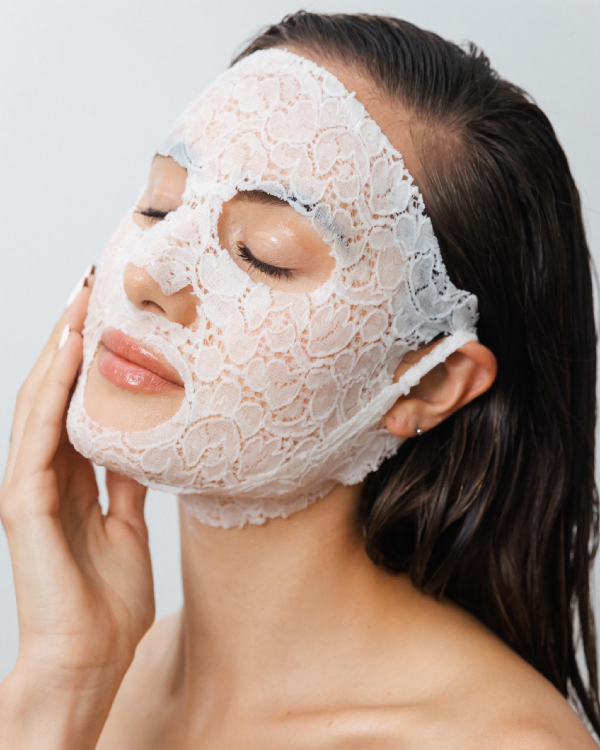 DERMOVIA LACE YOUR FACE Patented Compression Facial Mask, Reusable Biodegradable Cotton Anti Aging Skin Care, Firming Algae Stem Cell, 4 pack
