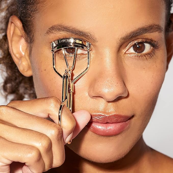 Tweezerman Curl 38 Lash Curler, Eyelash Curler for Almond Shaped Eyes or Deep Set Eyes