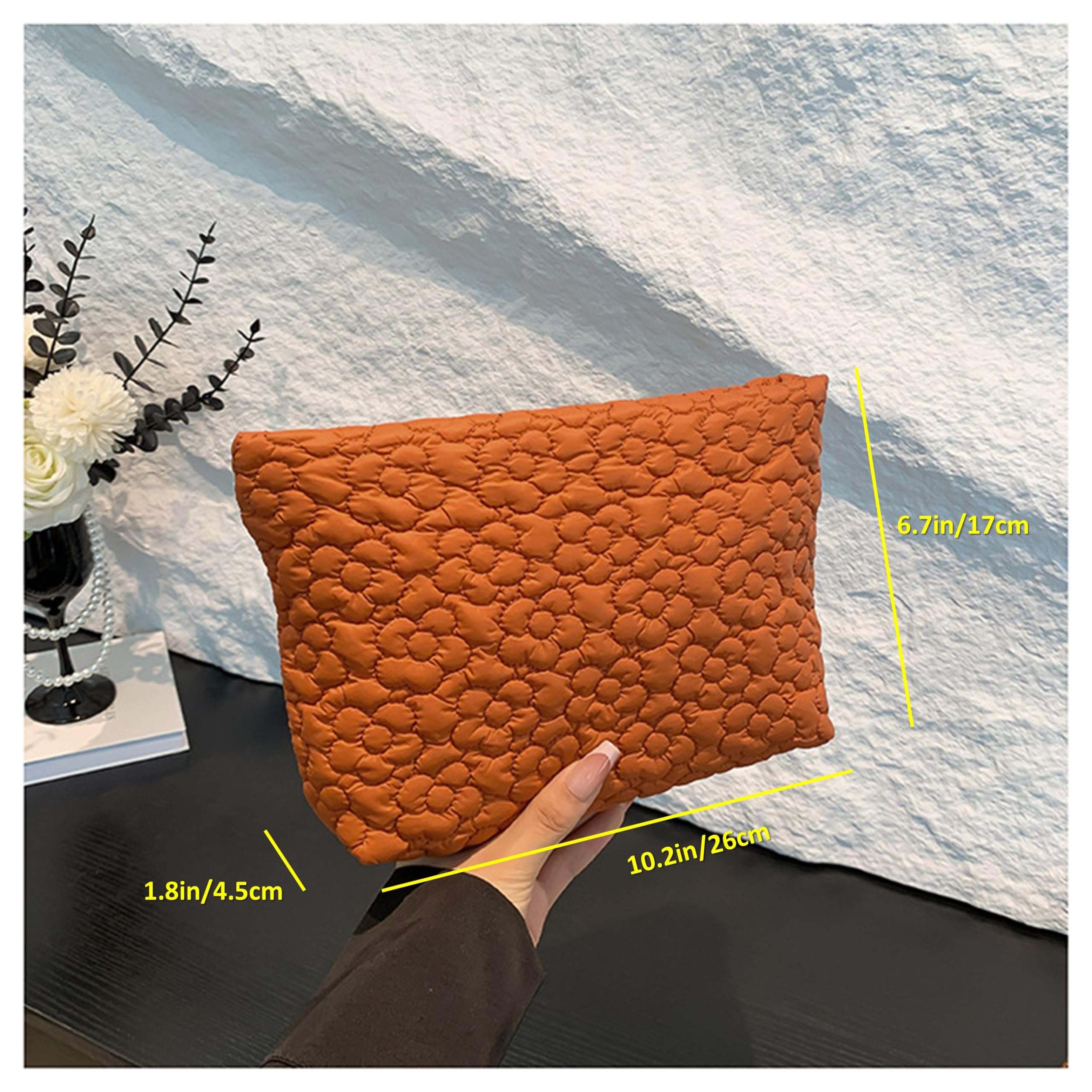 HFLZBRO Puffy Quilted Makeup Bag for Women, Cosmetic Bag, Travel Toiletry Organizer Pouch Clutch (Orange Flowers)