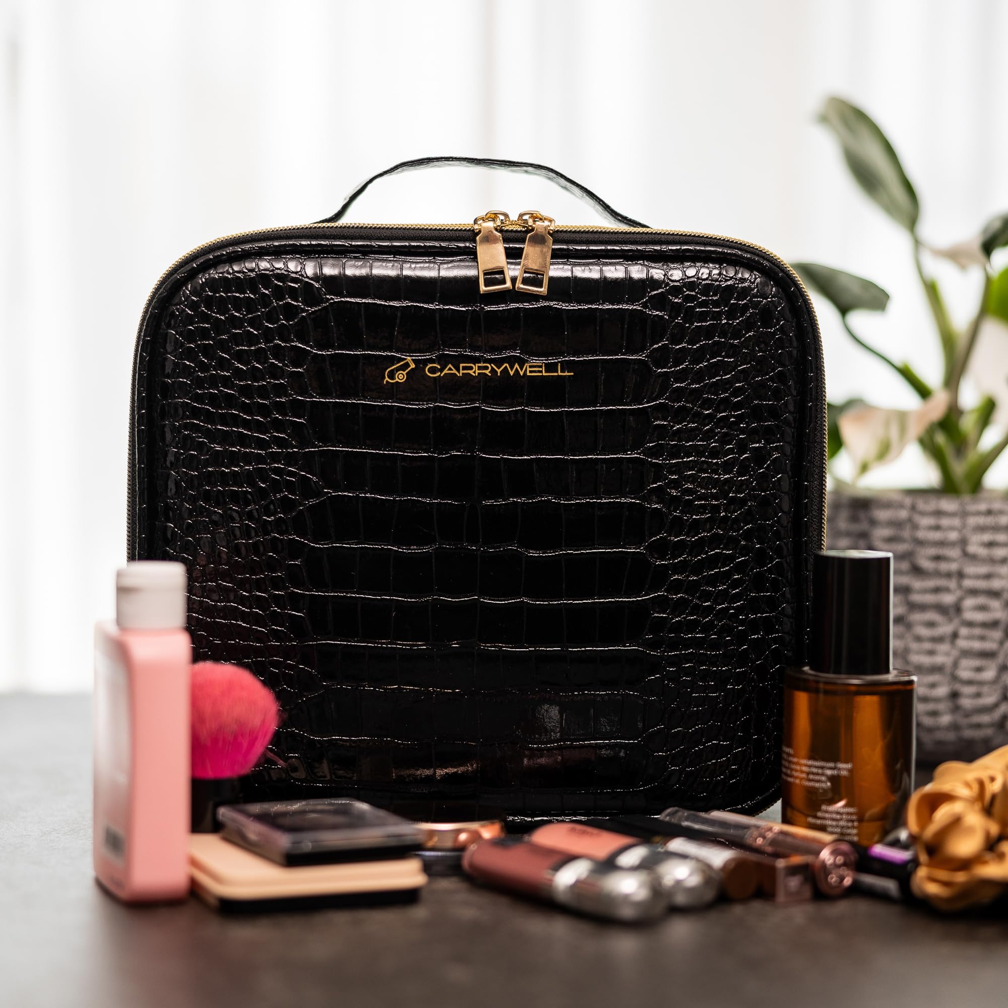 Carrywell Makeup Bag Travel Case, Not-Made In China, Hard Train Case for Cosmetics, Portable Beauty Artists Organizer, Storage Box With Adjustable Dividers For Make Up and Brushes, Small Crocodile