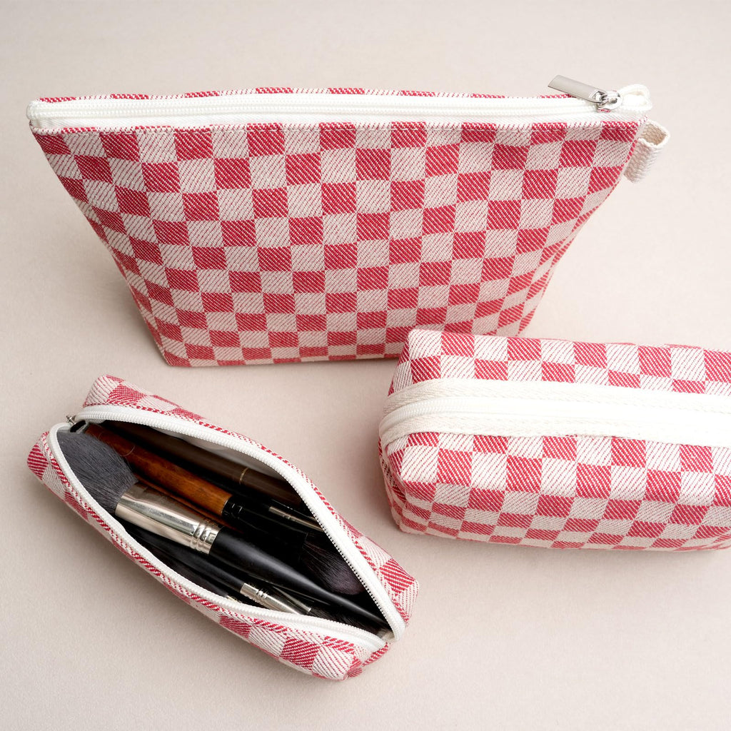 Beayuva 3 Pcs Canvas Makeup Bag Set Checkered Cosmetic Pouch for Women Travel Toiletry Bag Cute Makeup Organizer Purse Pouch Preppy Pencil Case with Zipper (Checkered Red)