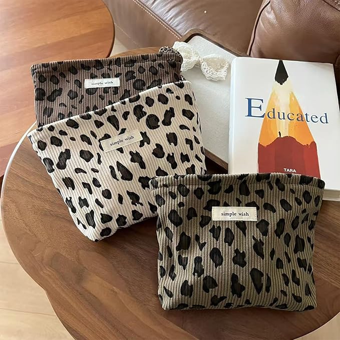 Wudygirl Makeup Bag Travel Cosmetic Bag for Women Small Makeup Pouch with Handle Zipper Cosmetic Pouch Handbag Aesthetic 8.3" x 5.9"(Coffee Leopard)