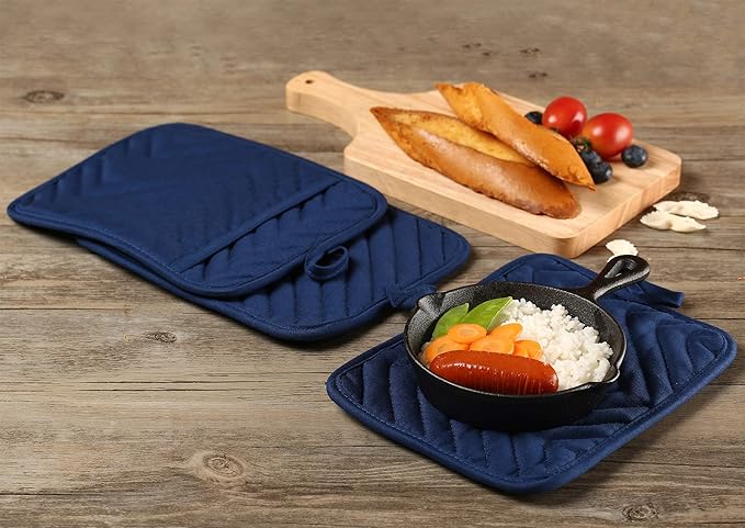 VEIKERY Cotton Pocket Pot Holders Machine Washable Heat Resistant Hot Pads for Kitchen Square Blue Oven Mitts 7"x9" Set of 3