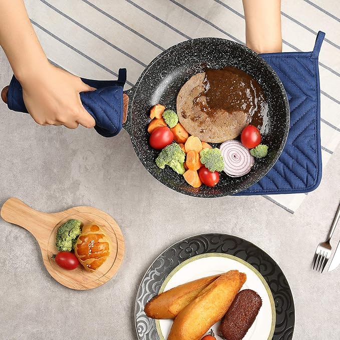 VEIKERY Cotton Pocket Pot Holders Machine Washable Heat Resistant Hot Pads for Kitchen Square Blue Oven Mitts 7"x9" Set of 3