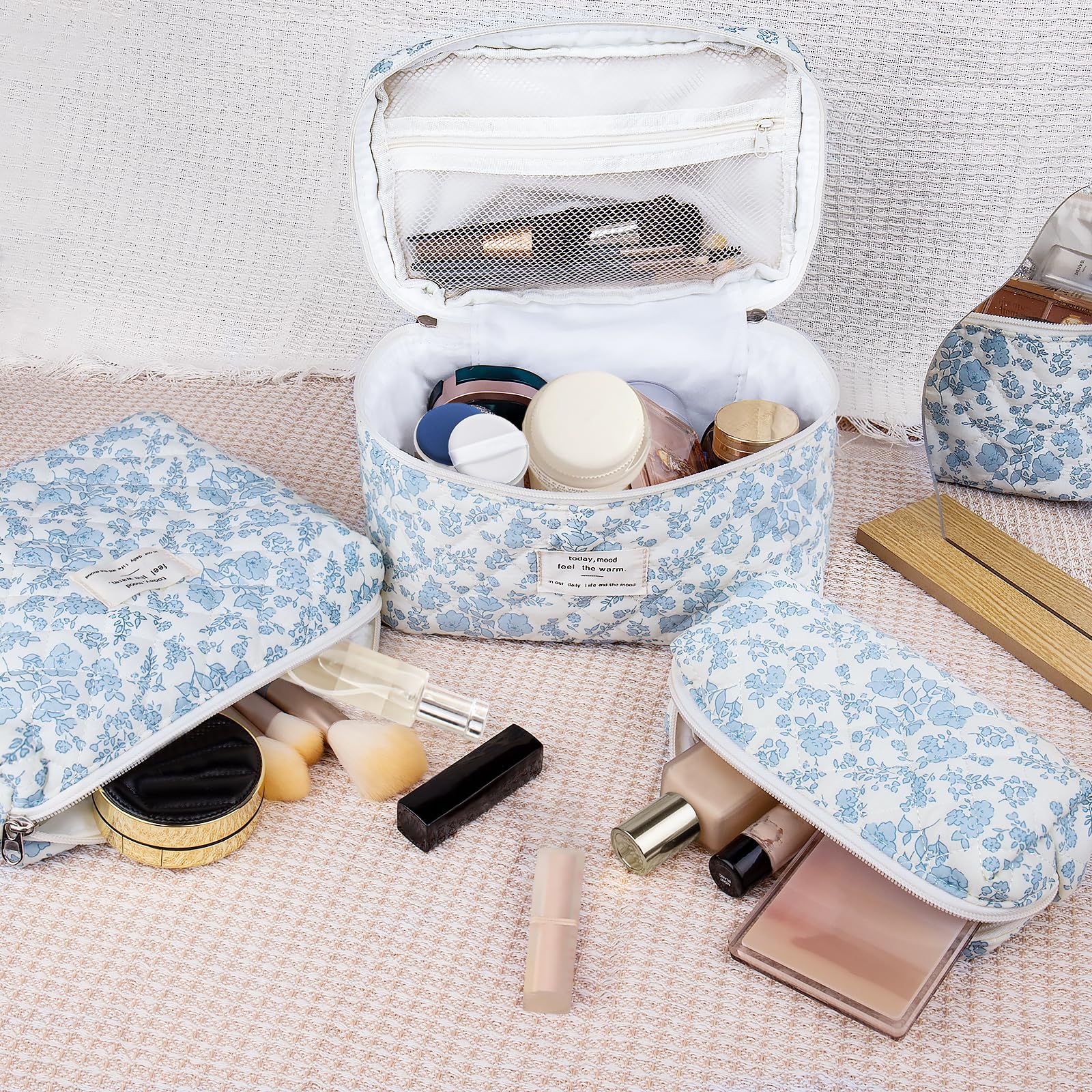 Gosect 3pc Makeup Bag Set, Quilted Makeup Bag Set, Large Floral Cosmetic Bag for Women, Cute Cotton Makeup Bags, Flower Travel Toiletry Organizer Bag (Green Leaves Blue Flowers)